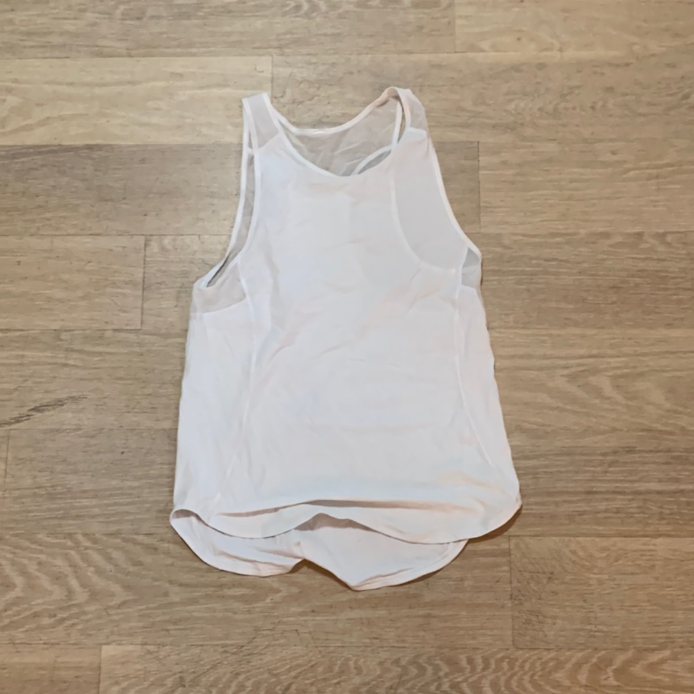 Lululemon white workout top